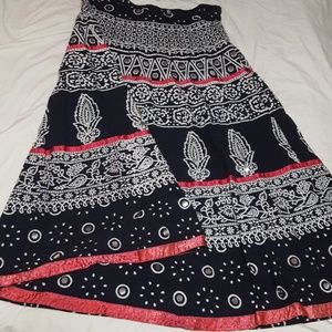 Ladies to the knee skirt